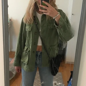 Jacka - En jättefin grön jeansjacka från zara ✨ 