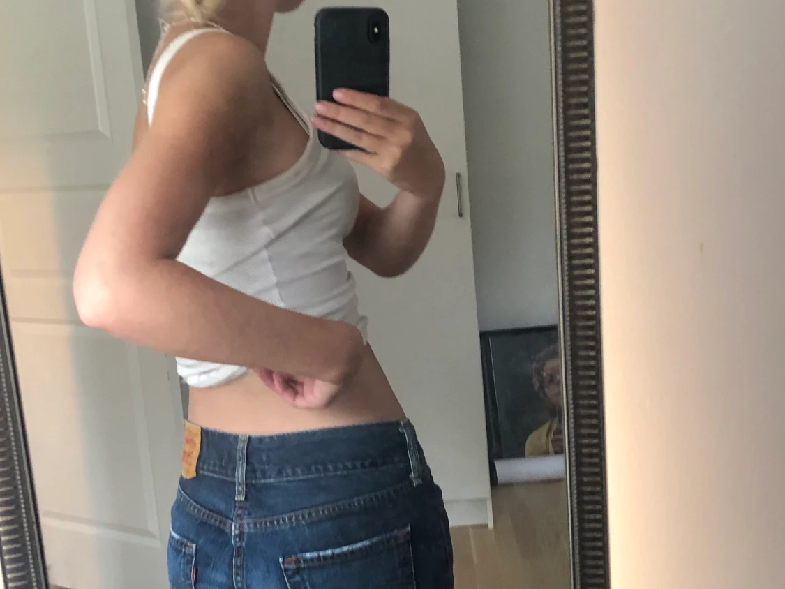 Lågmidjade levis jeans  - 91