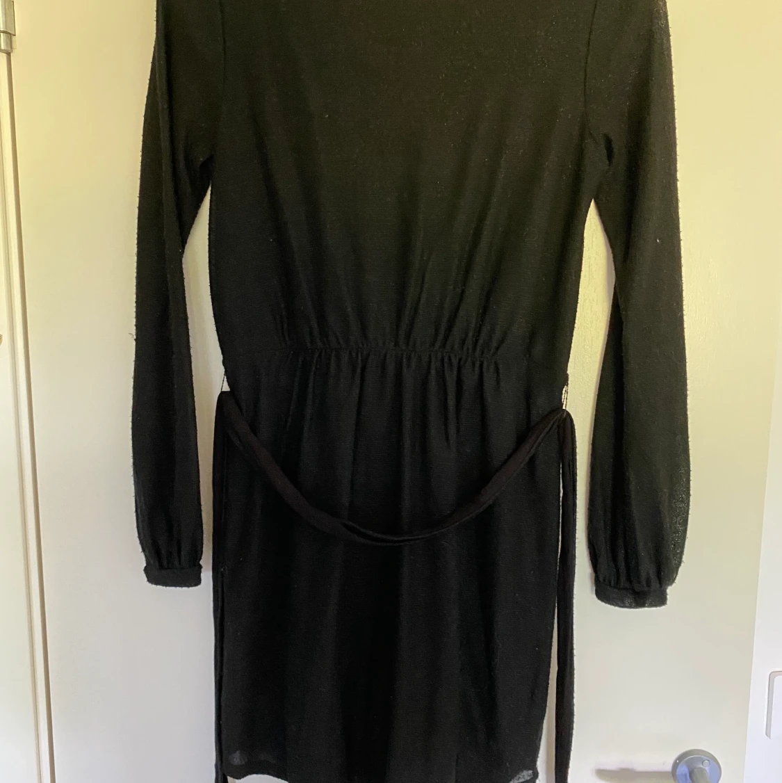 svart klänning - 90