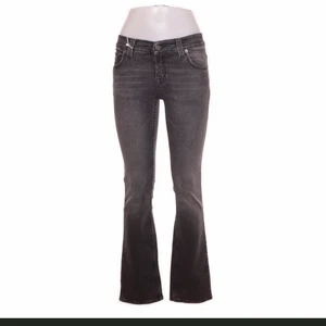 Tiger of sweden - Lågmidjade grå jeans från tiger of sweden, jag är 173