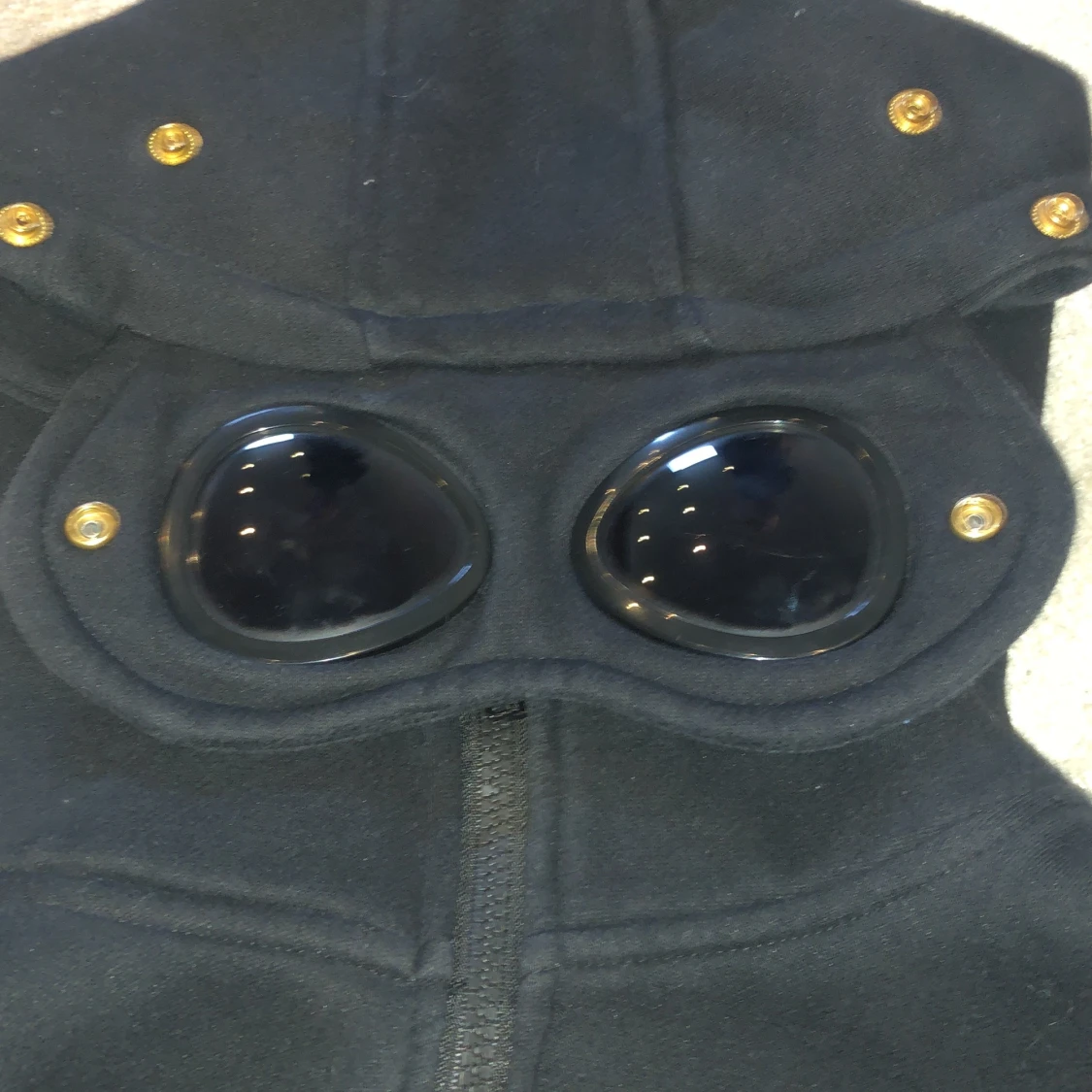 Säljer min cp company hoodie som är i 9/10 i skick - 91