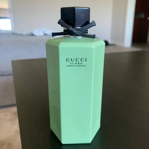 Gucci parfym  - Säljer en äkta Gucci parfym som aldrig är använd. Den har kostat 1200kr men säljer den för 500kr 