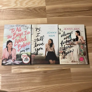 Böcker  - Säljer min ”To all the boys I loved before” bokserie som är skriven på Engelska! Har bara läst den första boken de andra två är orörda  Kan köpa 60kr/st eller 150 för alla 