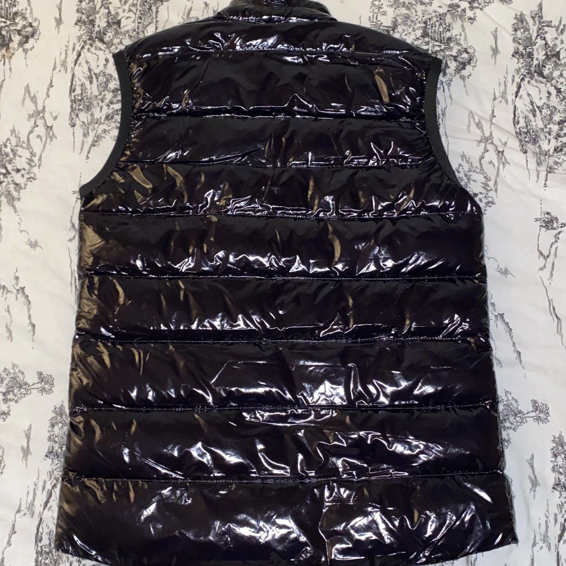 Moncler gui väst ärkta storlek S/M - 90