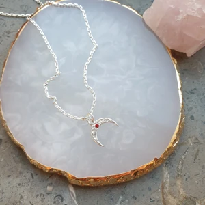 Silver halsband med månen (silver925) - Handgjorda sterling silver armband   On du vill köpa kontakta med mig eller du kan göra det direkt genom min hemsidan.   egnajewelry.com