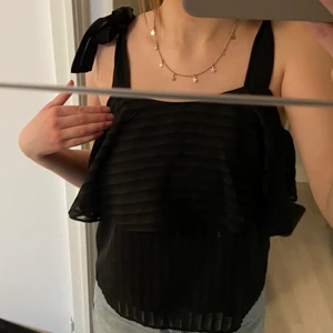 Linne - Fint linne från Carin Wester, man knyter linnet själv så passar allt från XS-M