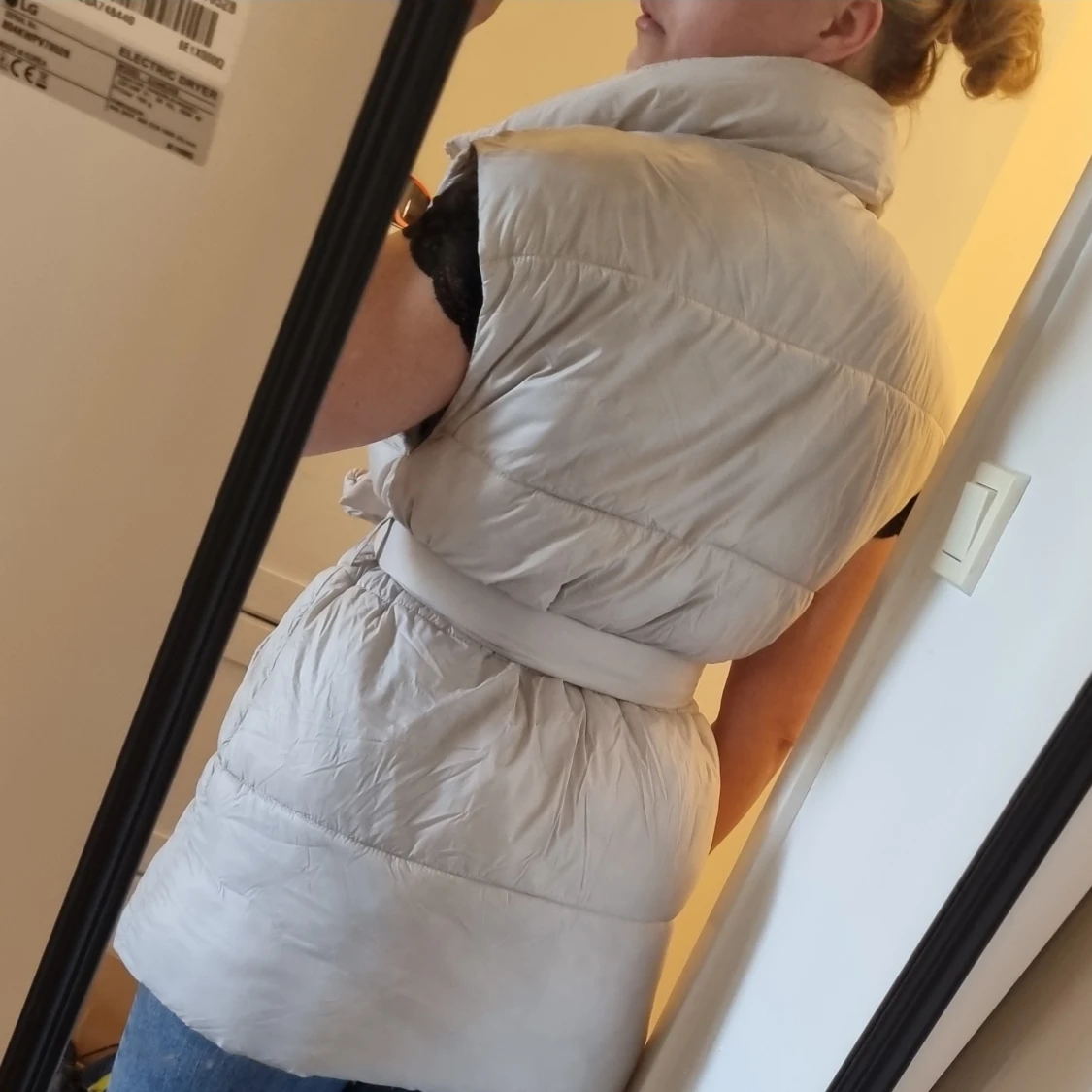 Ljusbeige väst - 90