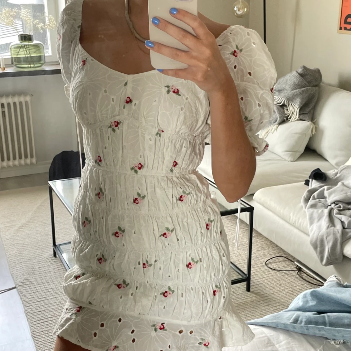 Blommig klänning - 90