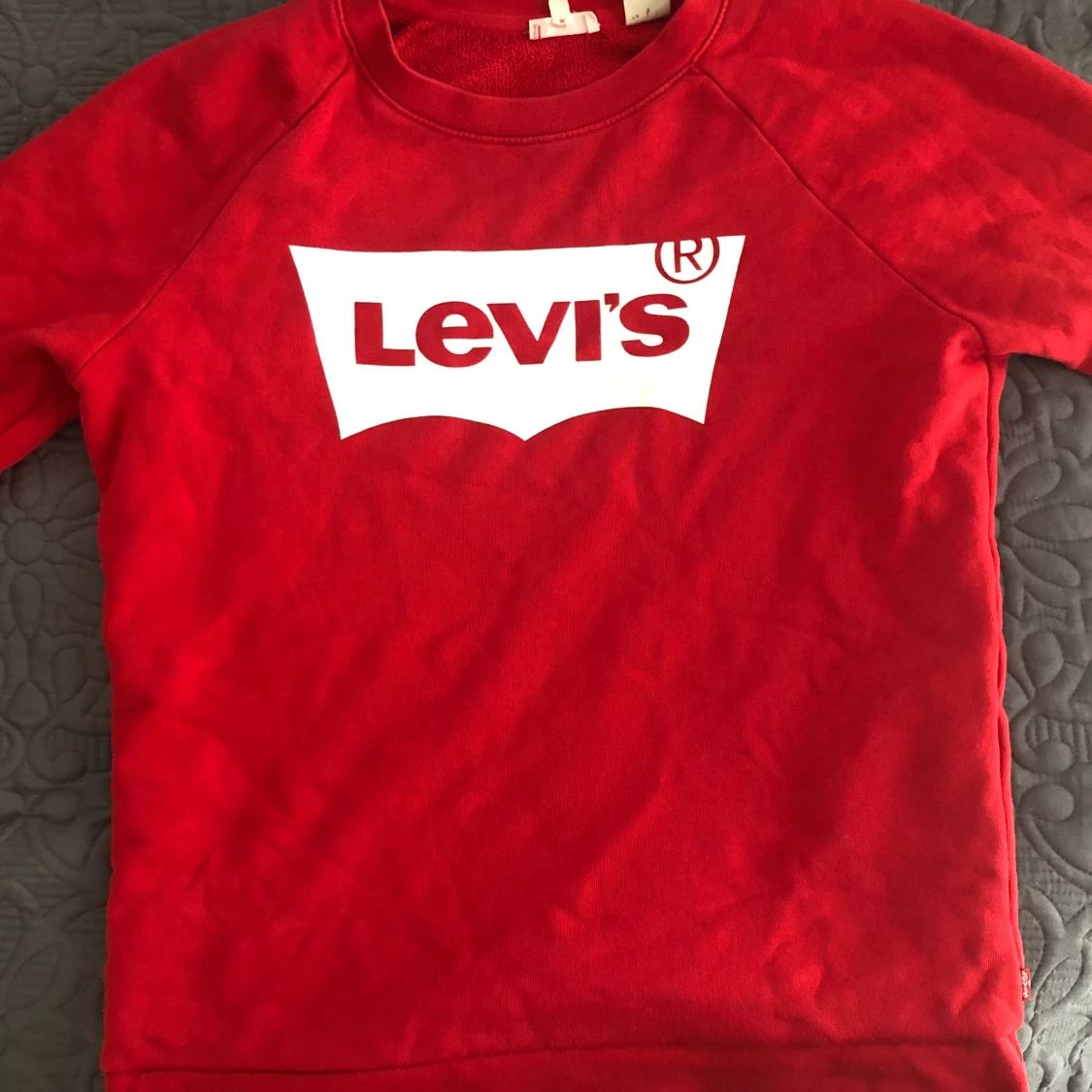 Levi’s sweatshirt - 90