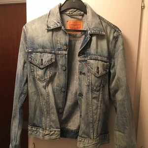 Levis jeansjacka - Gott skick