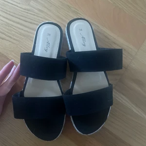 Sandaler - Nya sandaler 