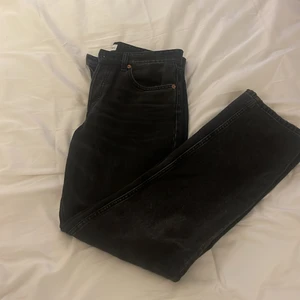 Zara jeans - Säljer dessa midRise zara jeans, storlek 40