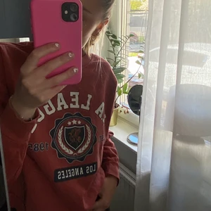 tröja - collagetröja från ginatricot i en såå fin färg, knappt använd💞