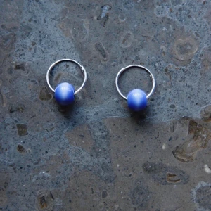 Neptune silver hoops  -  Örhängen i 925silver, 129kr för 1 / 200kr för ett par! Frakt ingår