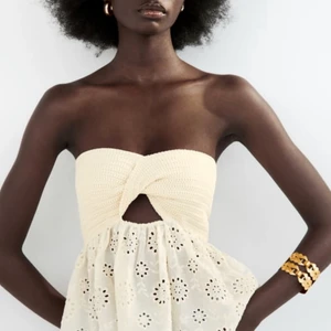 Zara topp - Helt ny, lappen kvar! Skriv för egna bilder💗 