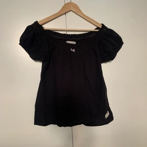 Odd Molly blus - Svart blus från Odd Molly i storlek 1💕 Säljer då den ej kommer till användning längre❤️
