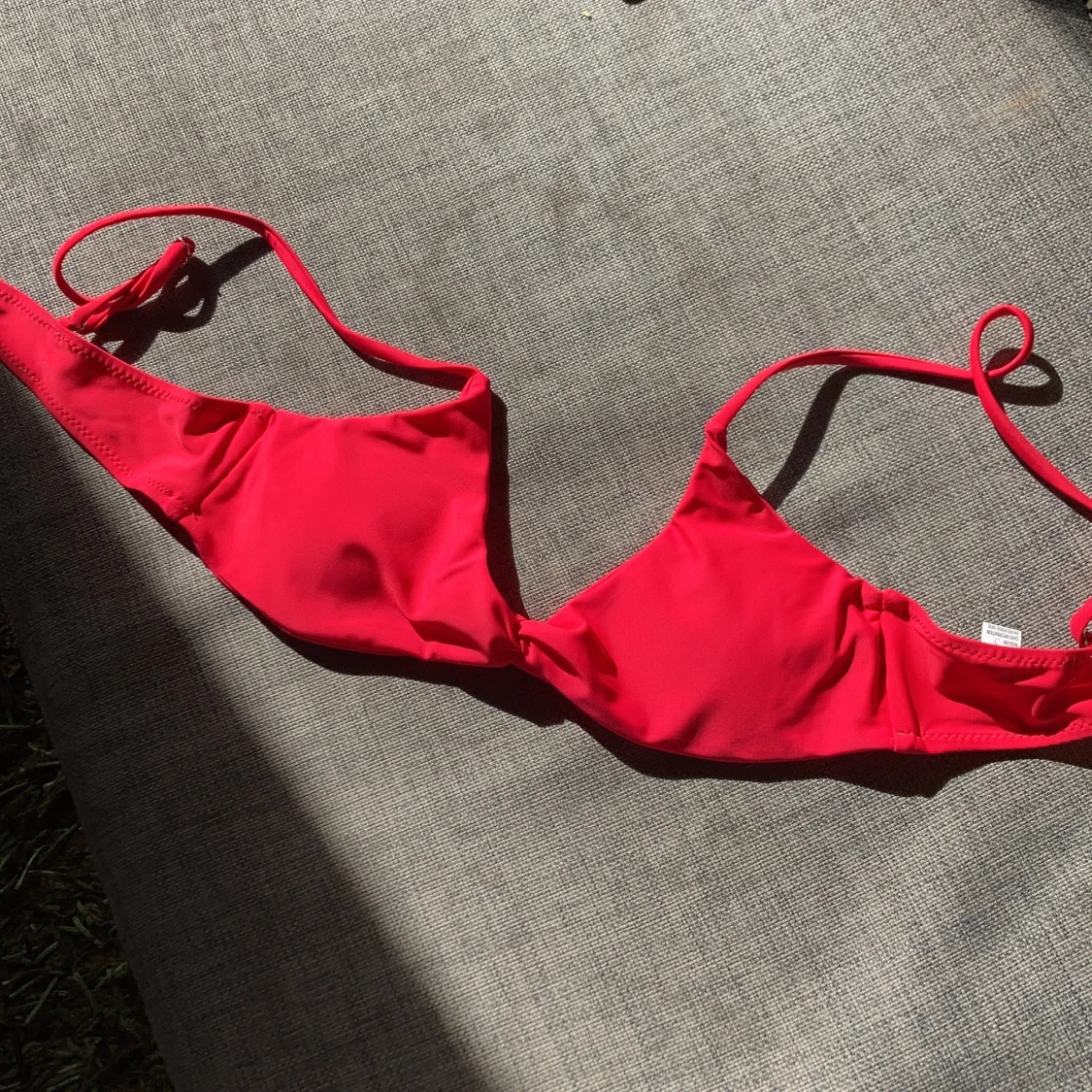 Röd bikiniöverdel S.