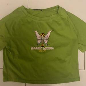 Fin grön Fairy grunge tröja :) använd några gånger bara. Säljer pågrund av att jag inte använder den längre ❤️ 🚫 Pälsdjurs ägare 🚫 🚫köparen står för frakten🚫