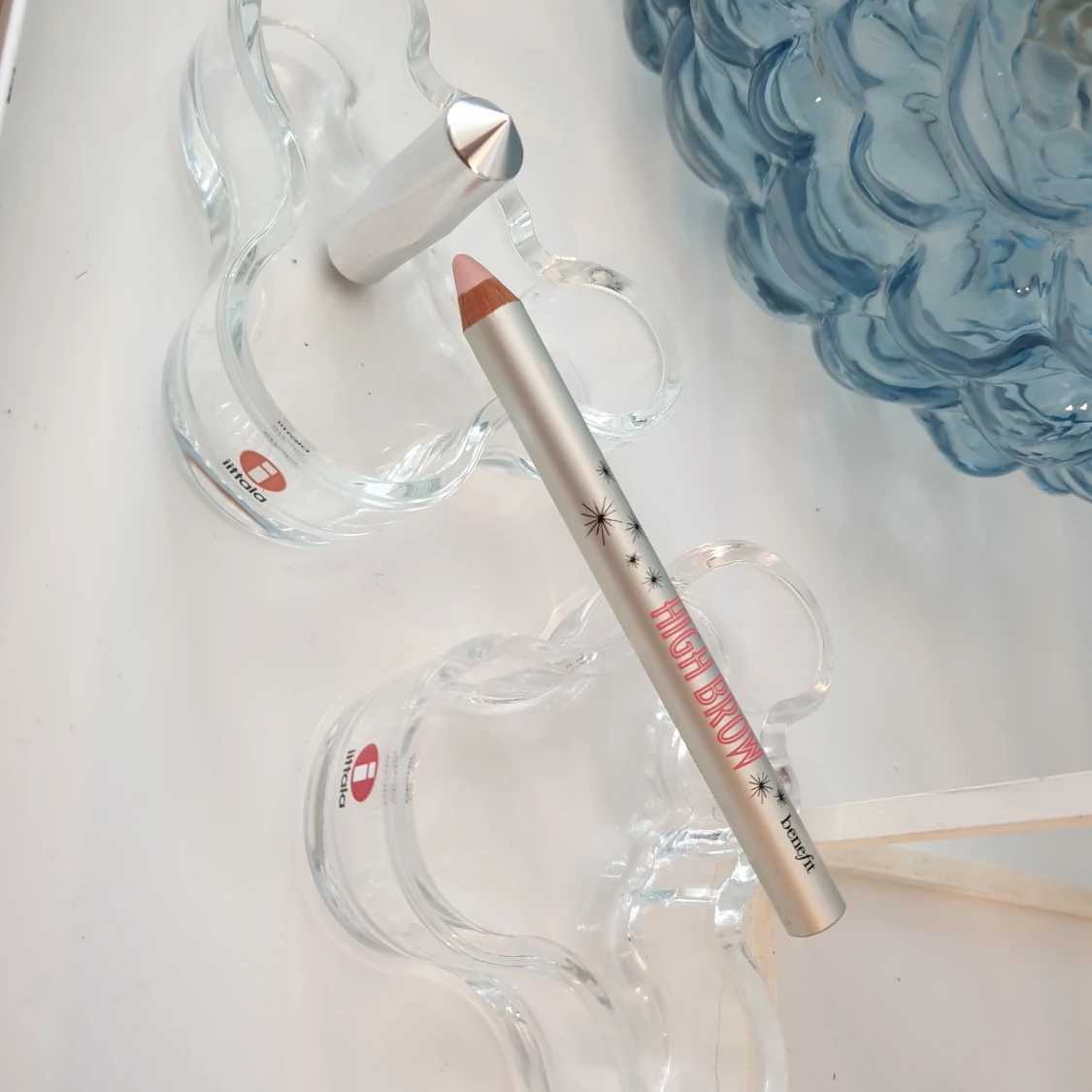 benefit high brow - 90