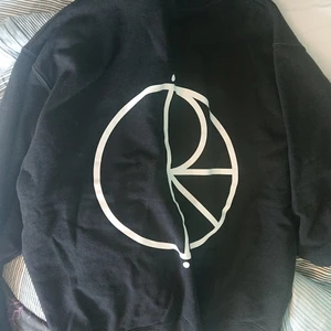 POLAr hoodie  - För stor sp de e därför jag säljer