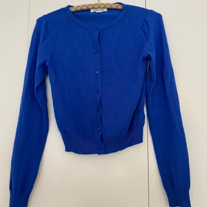 Kofta - Kofta i storlek M men sitter som en XS/S. Köpt secondhand.