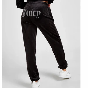 Juicy byxor svart - Säljer dessa då dom inte kommer till användning mer