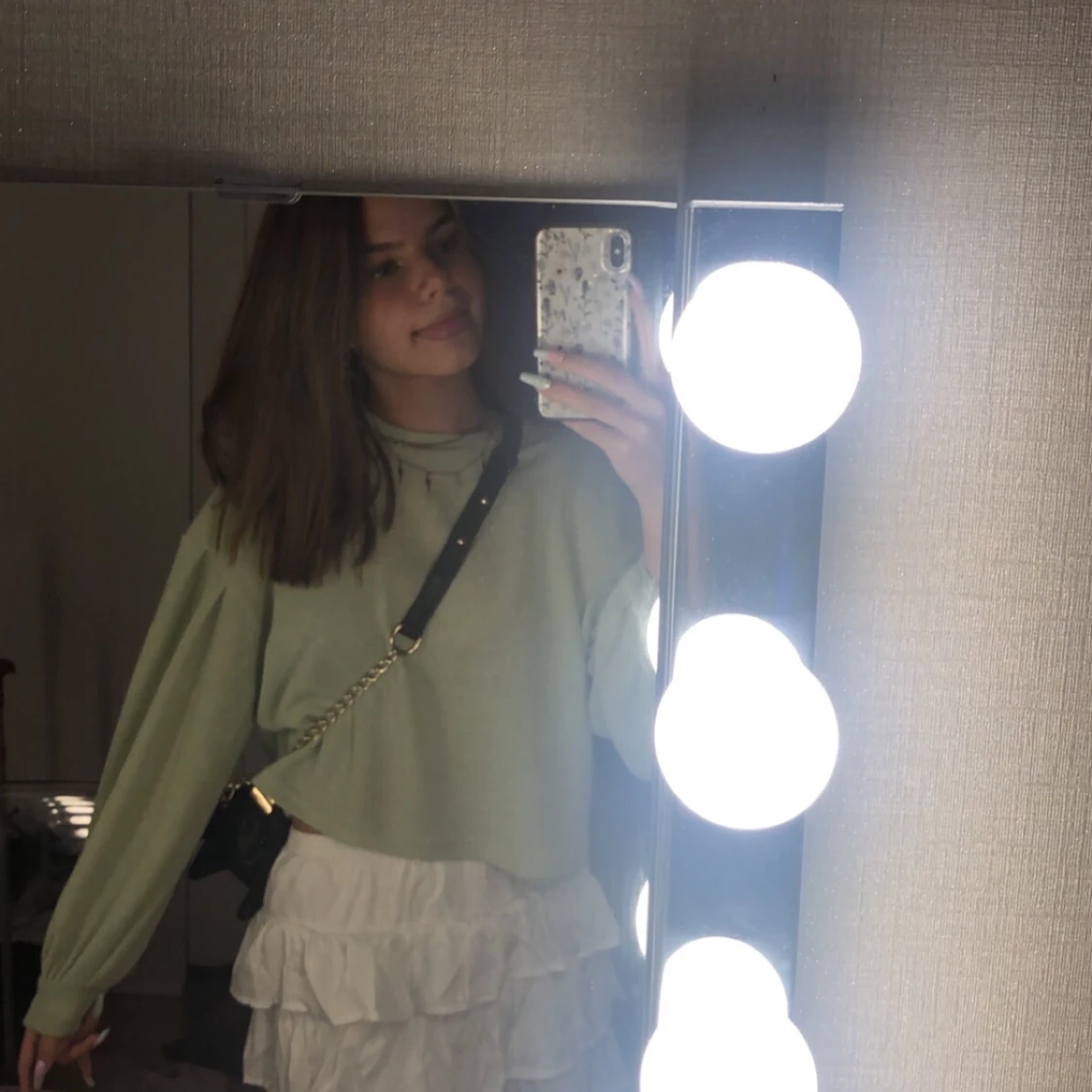 Ljusgrön tjocktröja med puffärmar - 90