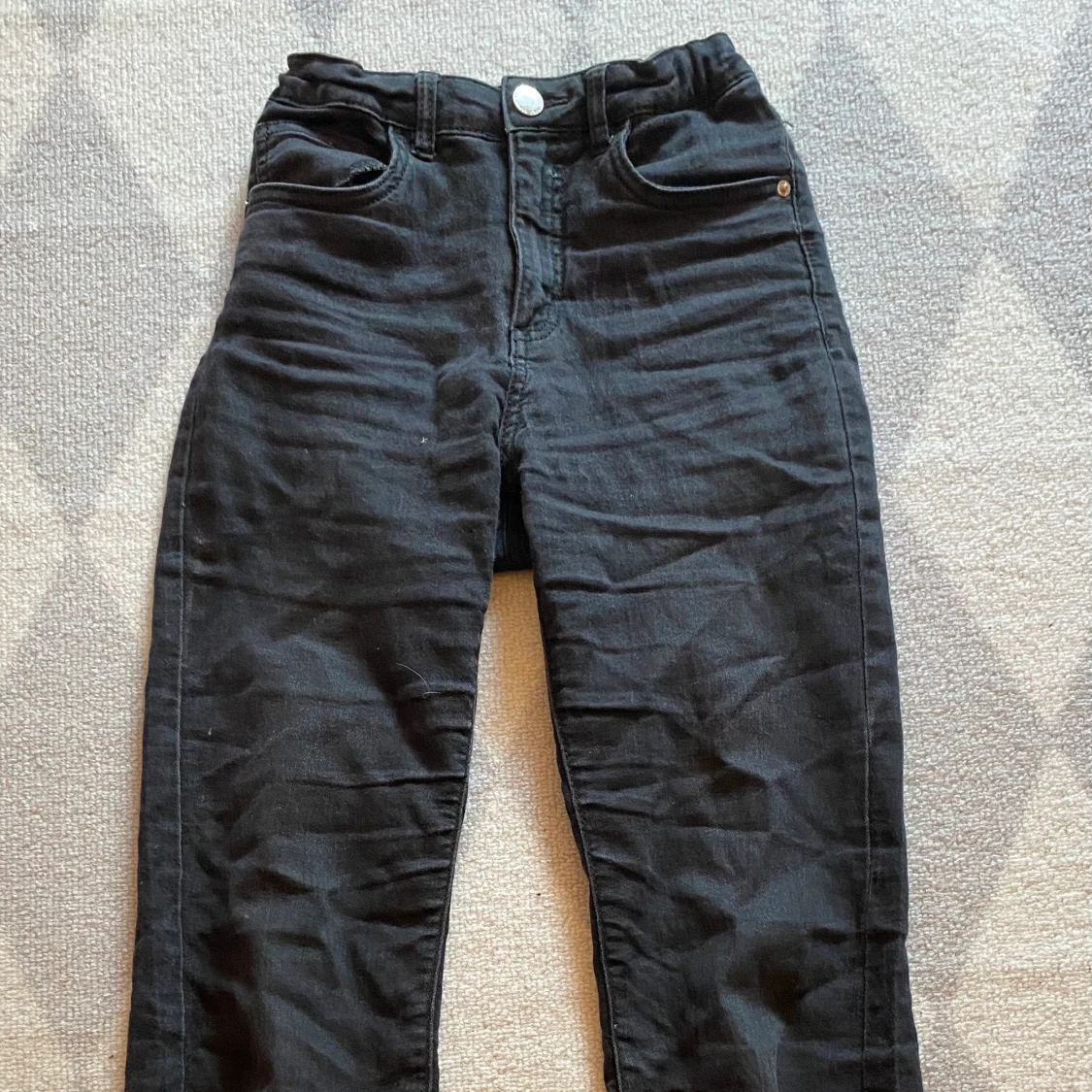 Svarta bootcut jeans