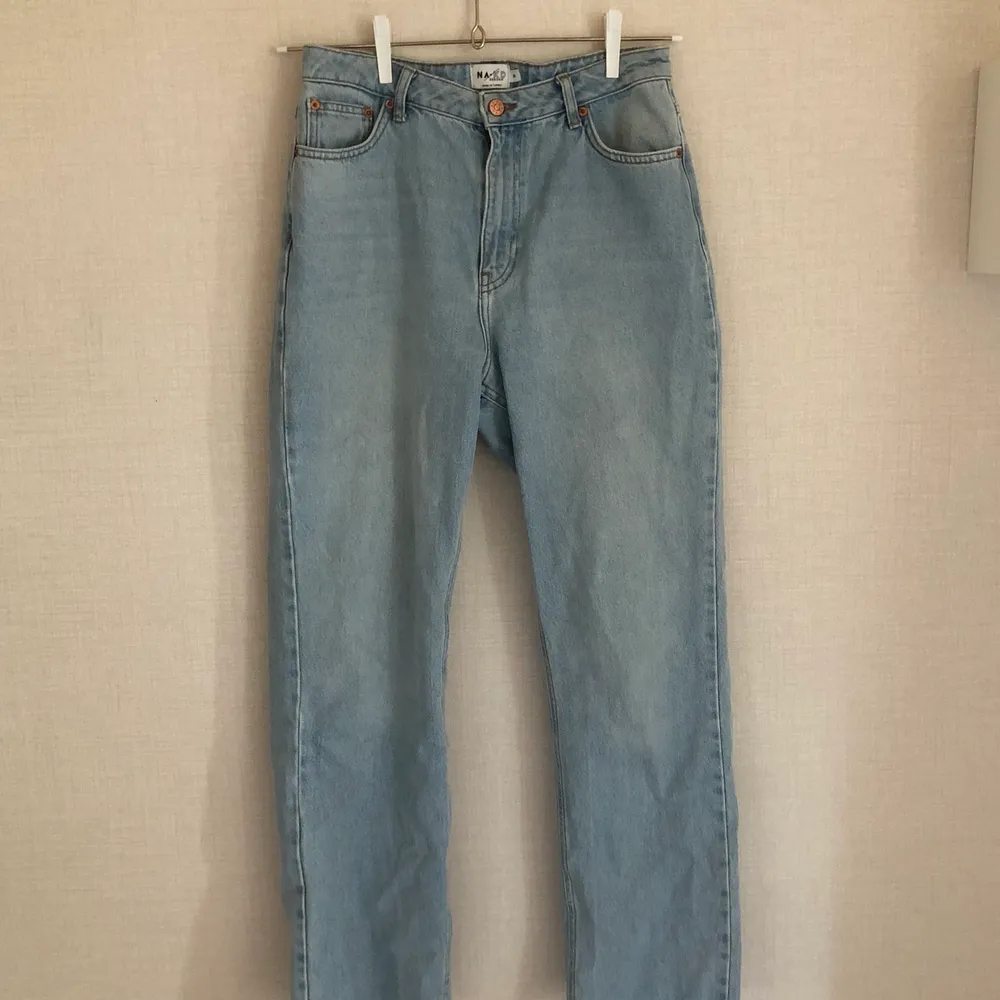 Straight jenas från NAKD i storlek 38💙. Jeans & Byxor.