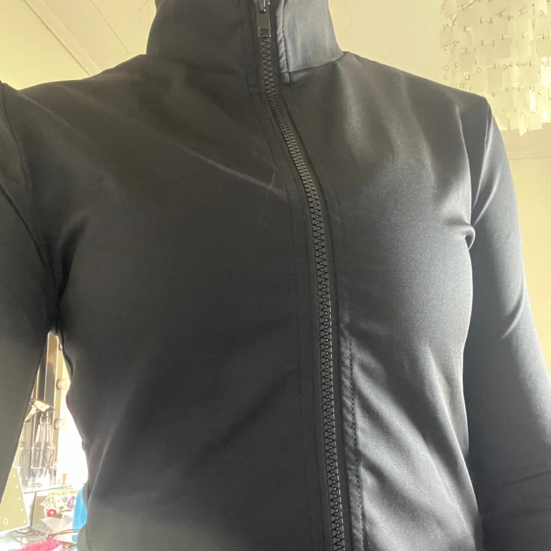 Svart träningskofta  - 91