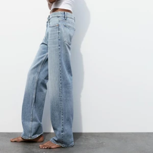 LOWWAIST JEANS - Så snygga jeans från Zara som tyvärr är för korta på mig som är 179cm (därav inga bilder med dem på)😁
