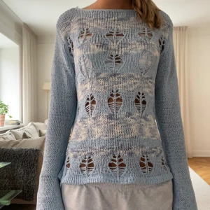 Stickad tröja  - As cool stickad tröja 