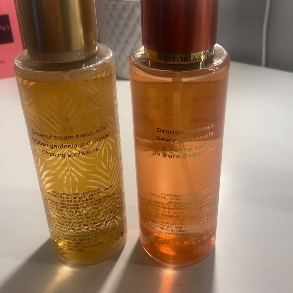 säljer dessa två Victoria’s secret bodymists! 💘 båda är nästan nya, den andra har använts 2 ggr och den andra 3 💘💘 nypris 259kr st köpta på luxplus 💋💋 SÄLJER 1 FÖR 199kr OCH TVÅ FÖR 390kr!!!. Skönhet.