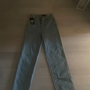 Dickies Jeans  - Legat i garderoben ett tag nu och inte kommit till användning så den är i nyskick 