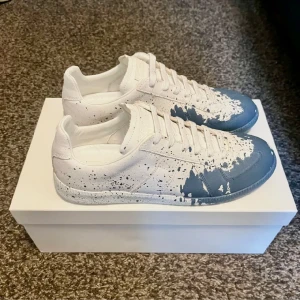 Masion margiela🎨 - Masion margella’s🎨 10/10 skick, nypris 6000:- vårat pris: 3200:-