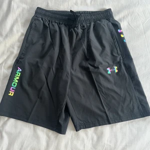 Under Armour shorts  - Helt nya Under Armour short