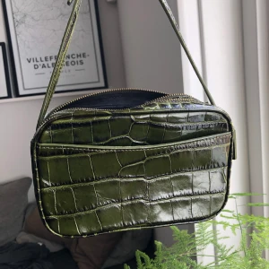 Zara handväska  - Lite använd 