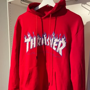 Trasher hoodie - Säljes i befintligt skick. 