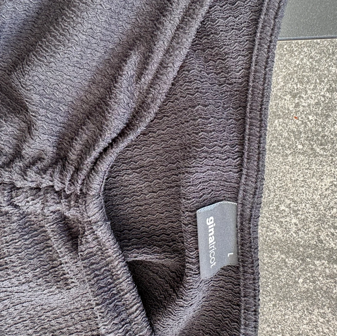 Topp Gina Tricot  - 90