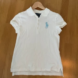 Ralphlauren pike topp - Fin topp, är i barnstorlek L så skulle säga att den passar xs