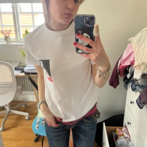 Beyonce tröjq - Beyonce t shirt som köpes på hennes konsert!!! Behöver pengar så därför säljer jag❤️