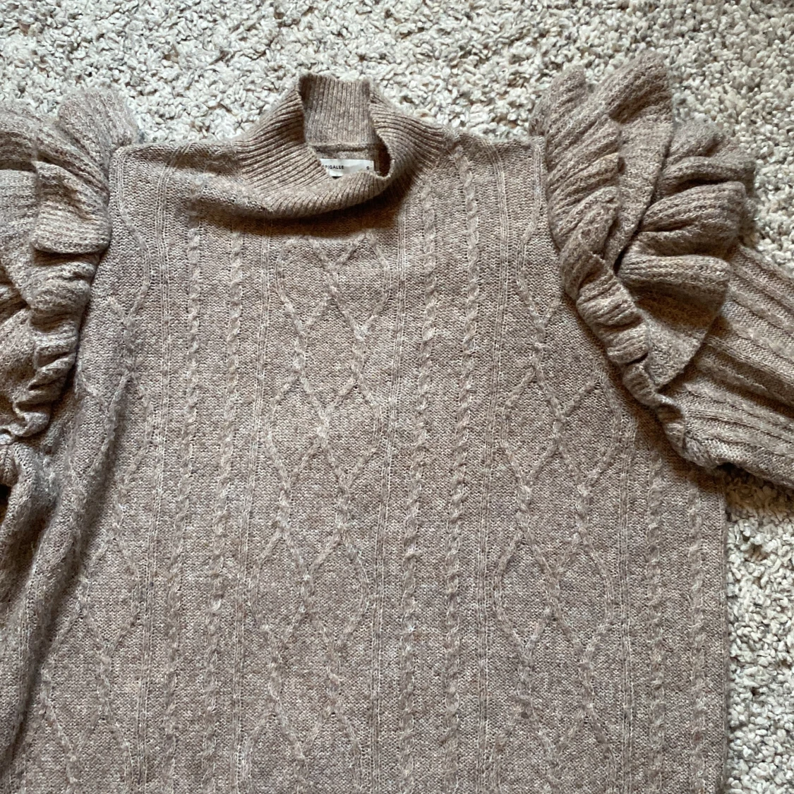 Stickad tröja  - 91