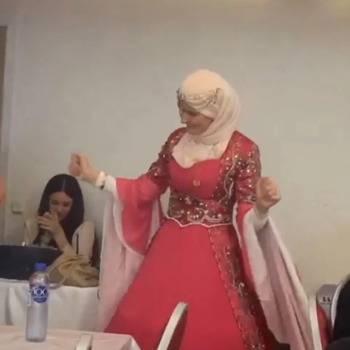 TURKISK HENNA KLÄNNING  - 90