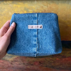 Necessär - Jag syr necessärer! Är mer aktiv på instagram @stinaskrypin ❤️