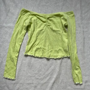 Topp - Jättefin topp i en lime/neon grön färg💕I nyskick💕 Frakt tillkommer📦
