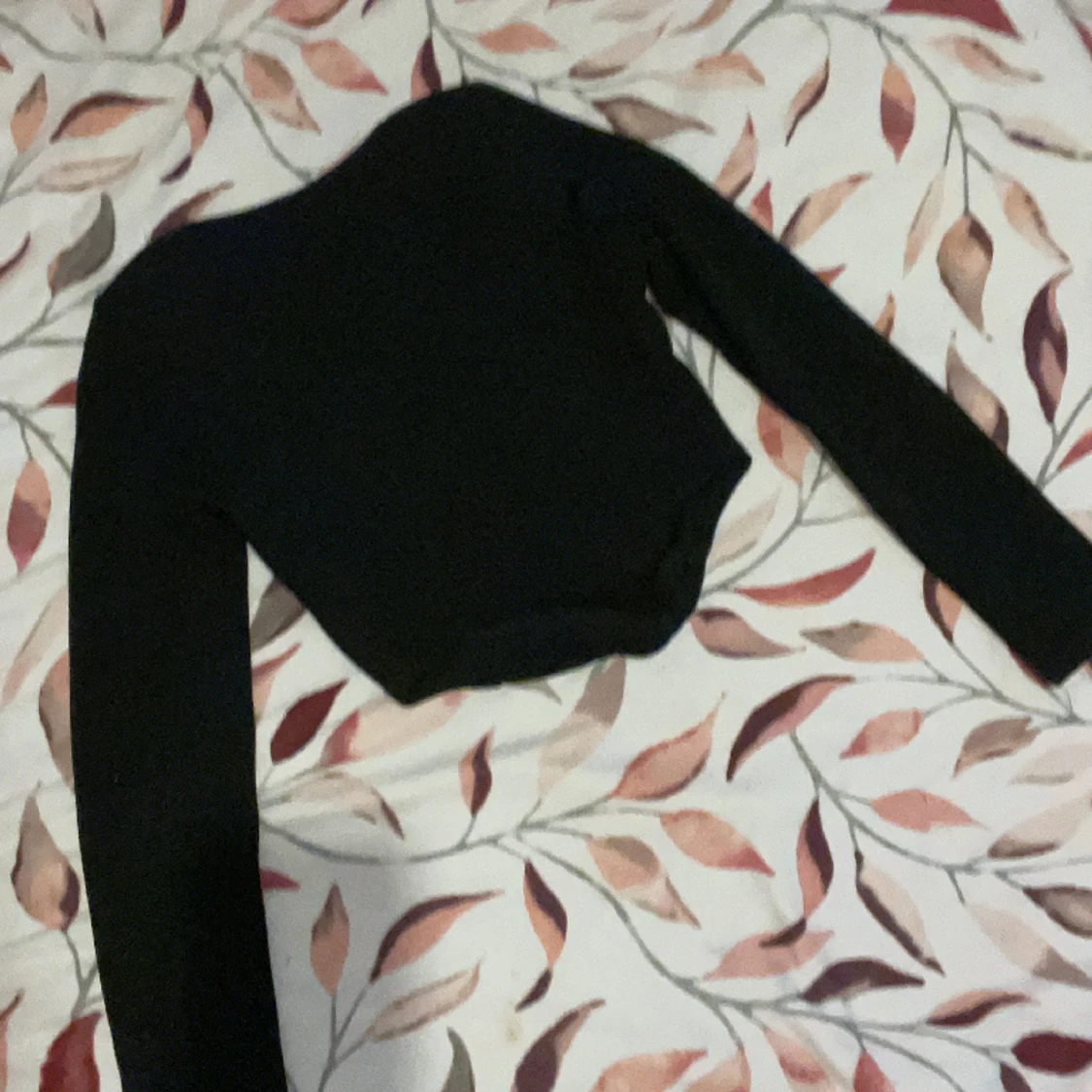 Svart tröja  - 90