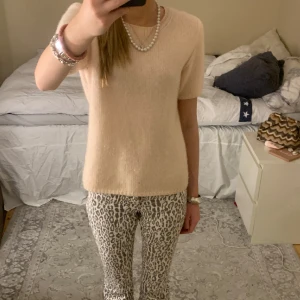 Stickad t-shirt - Snygg stickad t-shirt💕