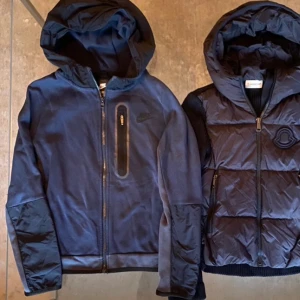 NIKE TECH FLEECE - Nike Tech Fleece Overlay Full Zip Hoodie Junior. 9-11 år. 