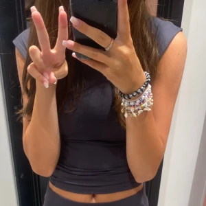 ENDAST TOPPEN - Säljer denna superfina topp från Gina i stl xxs men passar mig som har xs🥰