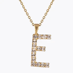 Letter necklace Caroline Svedbom  - Säljer ett letter necklace från carroline Svedbom. Köpt för 800kr säljer för 400kr☺️❤️